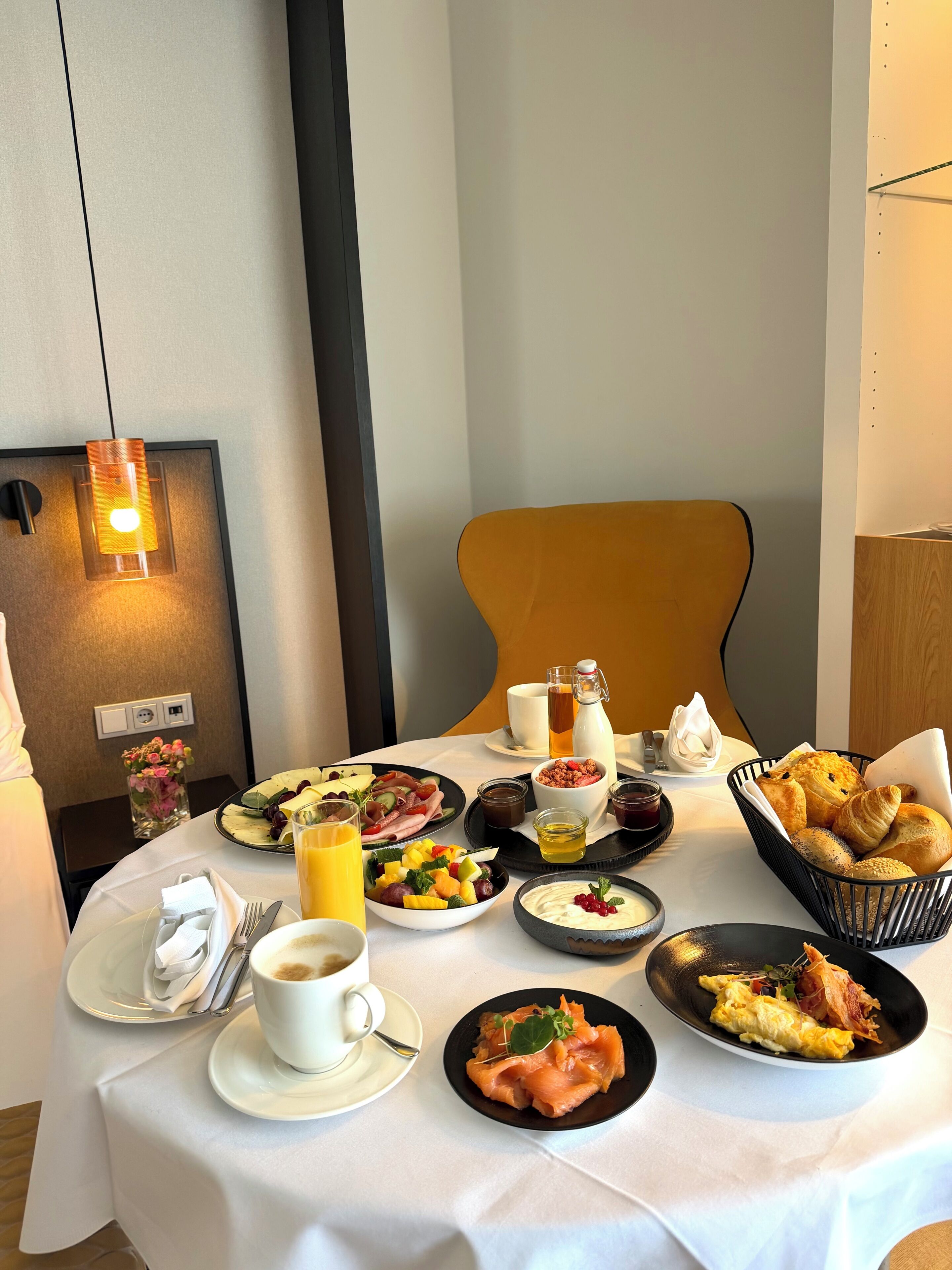 Photo - Crowne Plaza Düsseldorf-Neuss by IHG