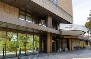 Terrace/patio - Crowne Plaza Düsseldorf-Neuss by IHG (Neuss)