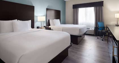 La Quinta Inn & Suites by Wyndham Knoxville Airport