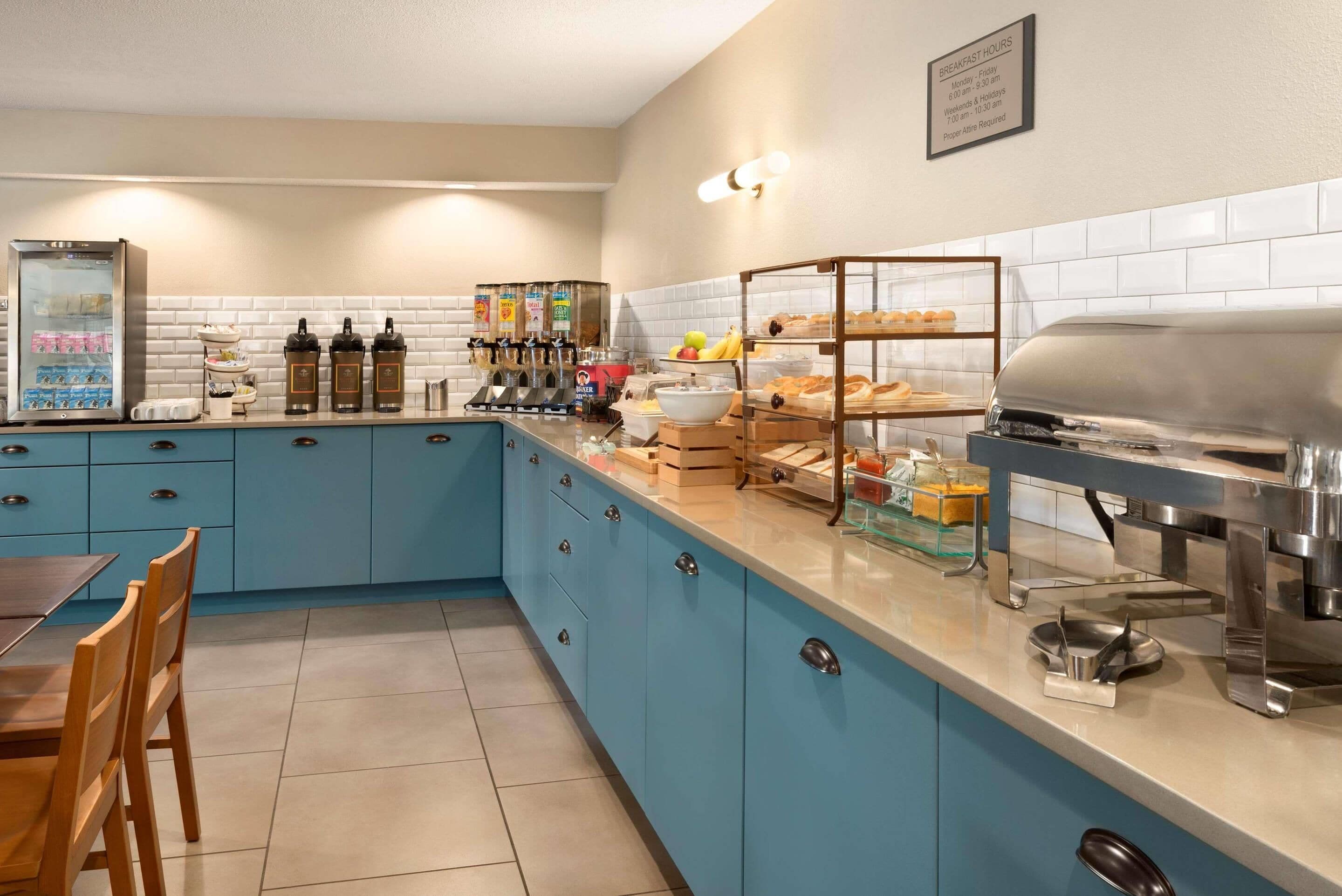 free daily self-service breakfast