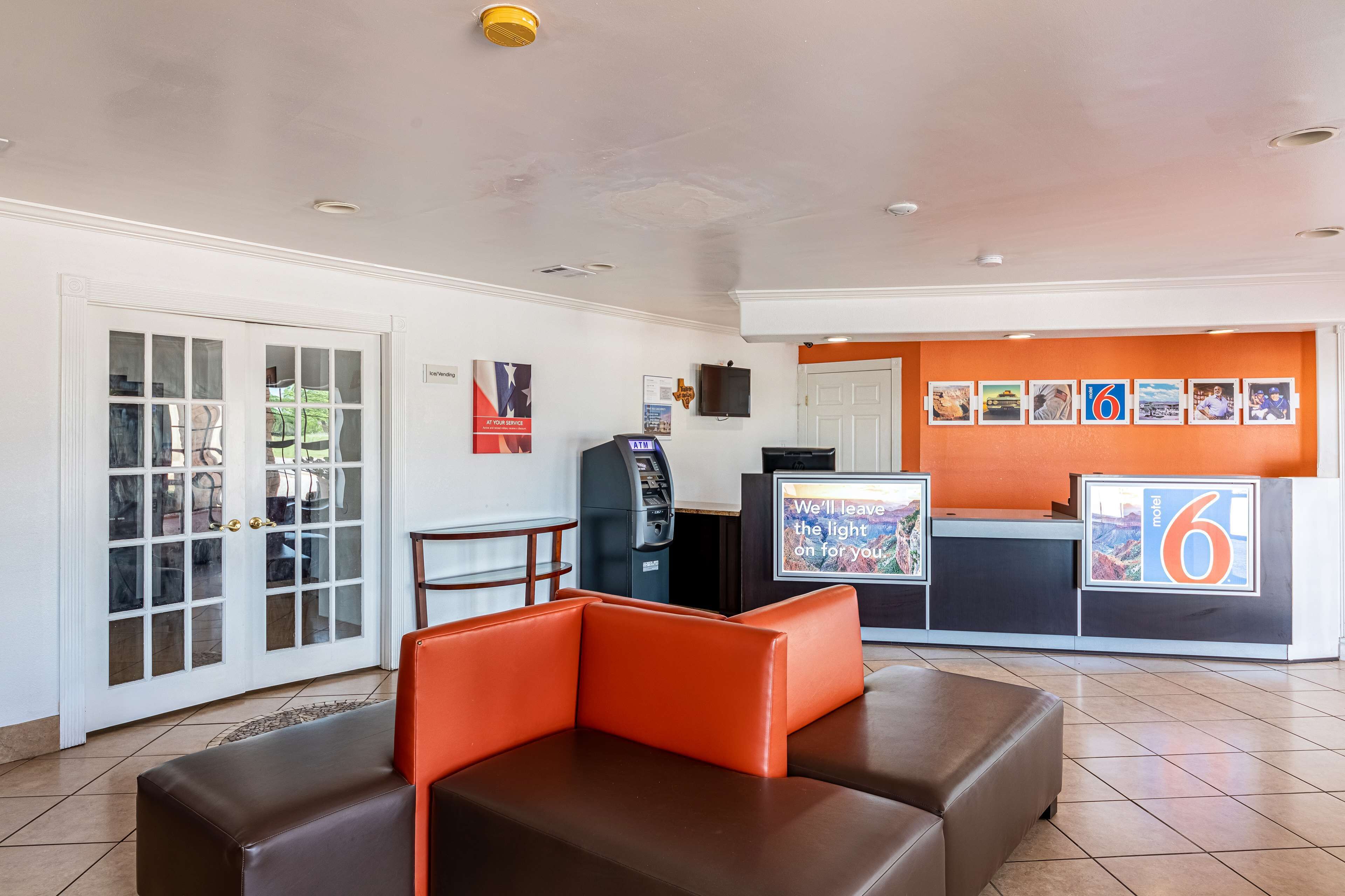 Sittområde i lobbyn