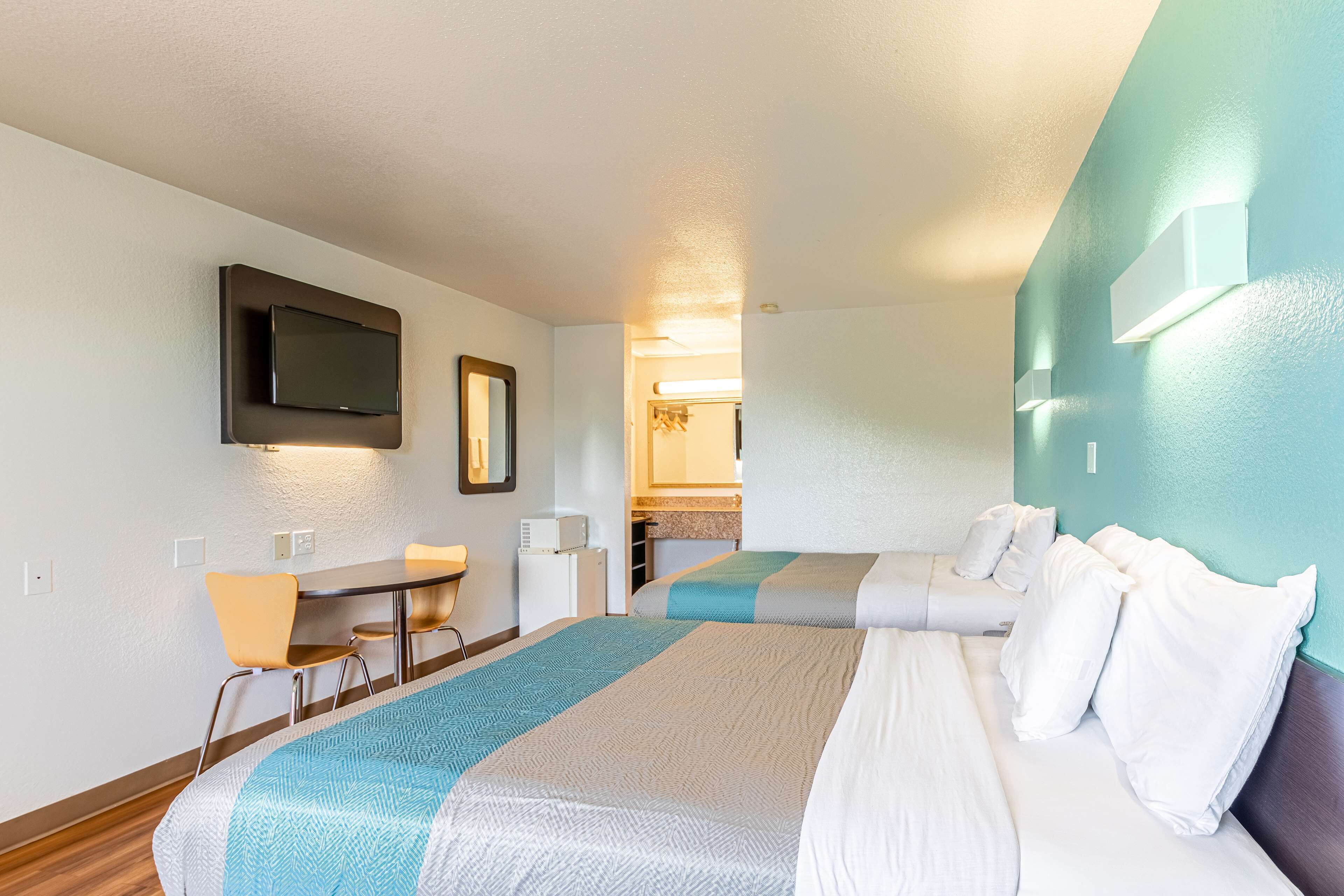 Desk, iron/ironing board, free WiFi, bed sheets