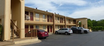 Red Roof Inn Columbia, TN