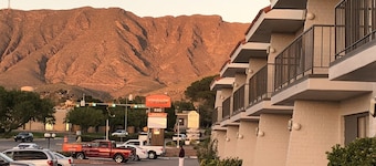Extend-A-Suites Utep
