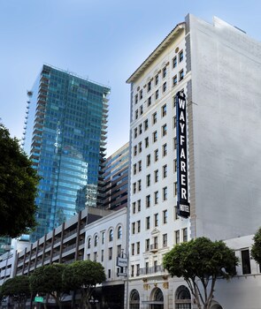Hotel exterior and entrance at The Wayfarer Downtown LA, Tapestry Collection by Hilton