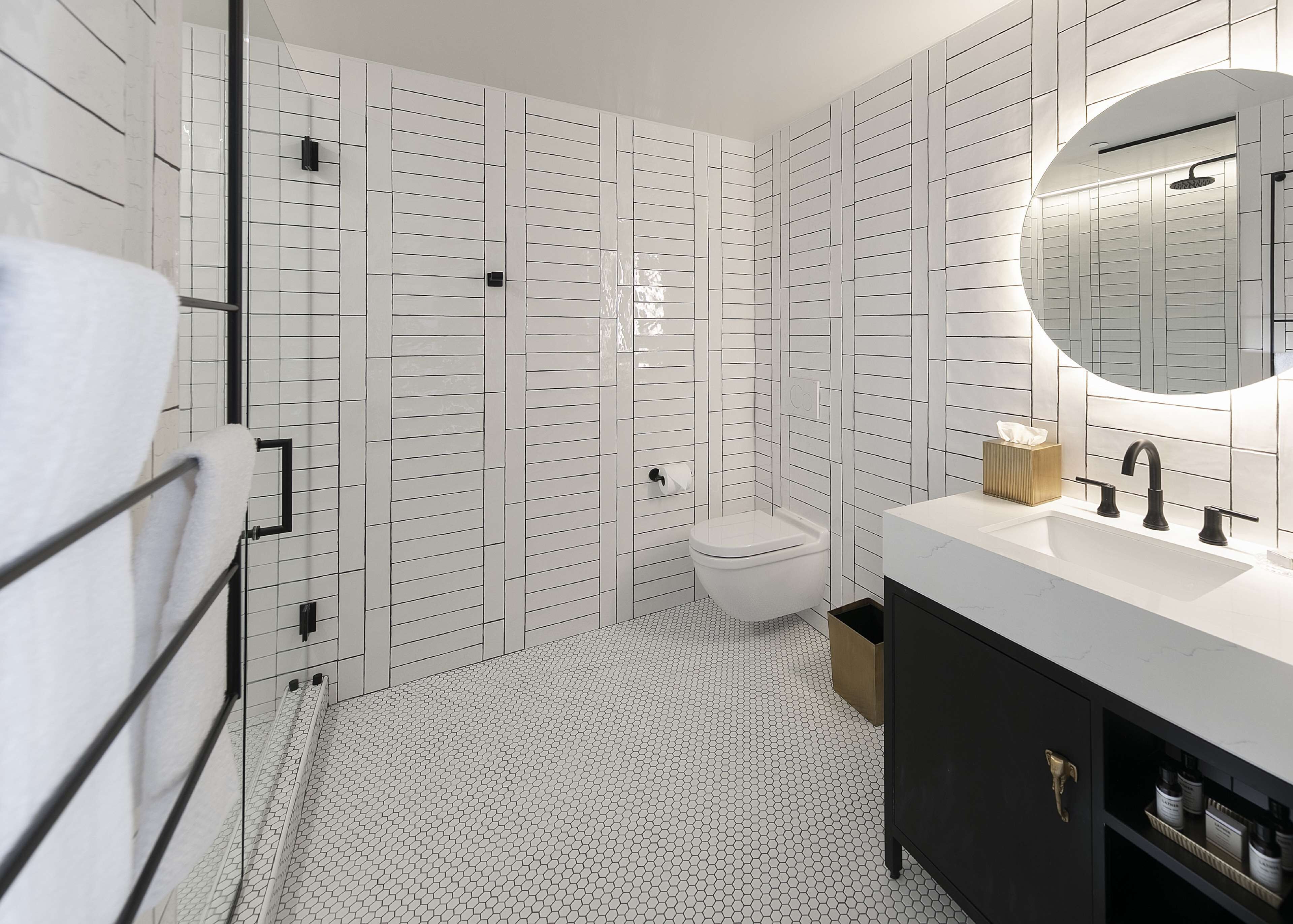 shower, rainfall showerhead, eco-friendly toiletries, hair dryer