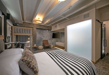 Studio, Multiple Beds | Desk, laptop workspace, iron/ironing board, free cribs/infant beds at The Wayfarer Downtown LA, Tapestry Collection by Hilton