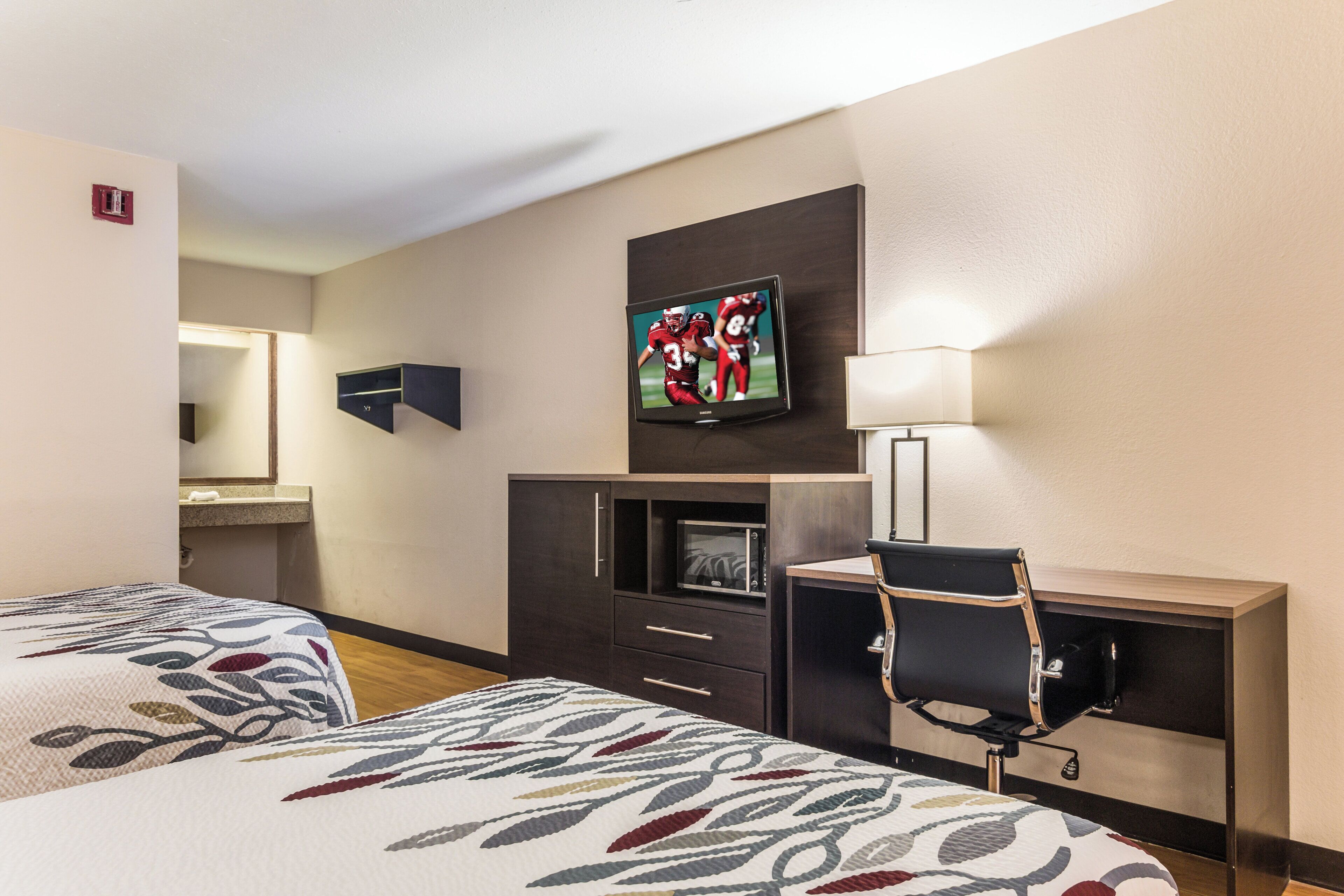 In-room safe, desk, blackout drapes, cribs (free)