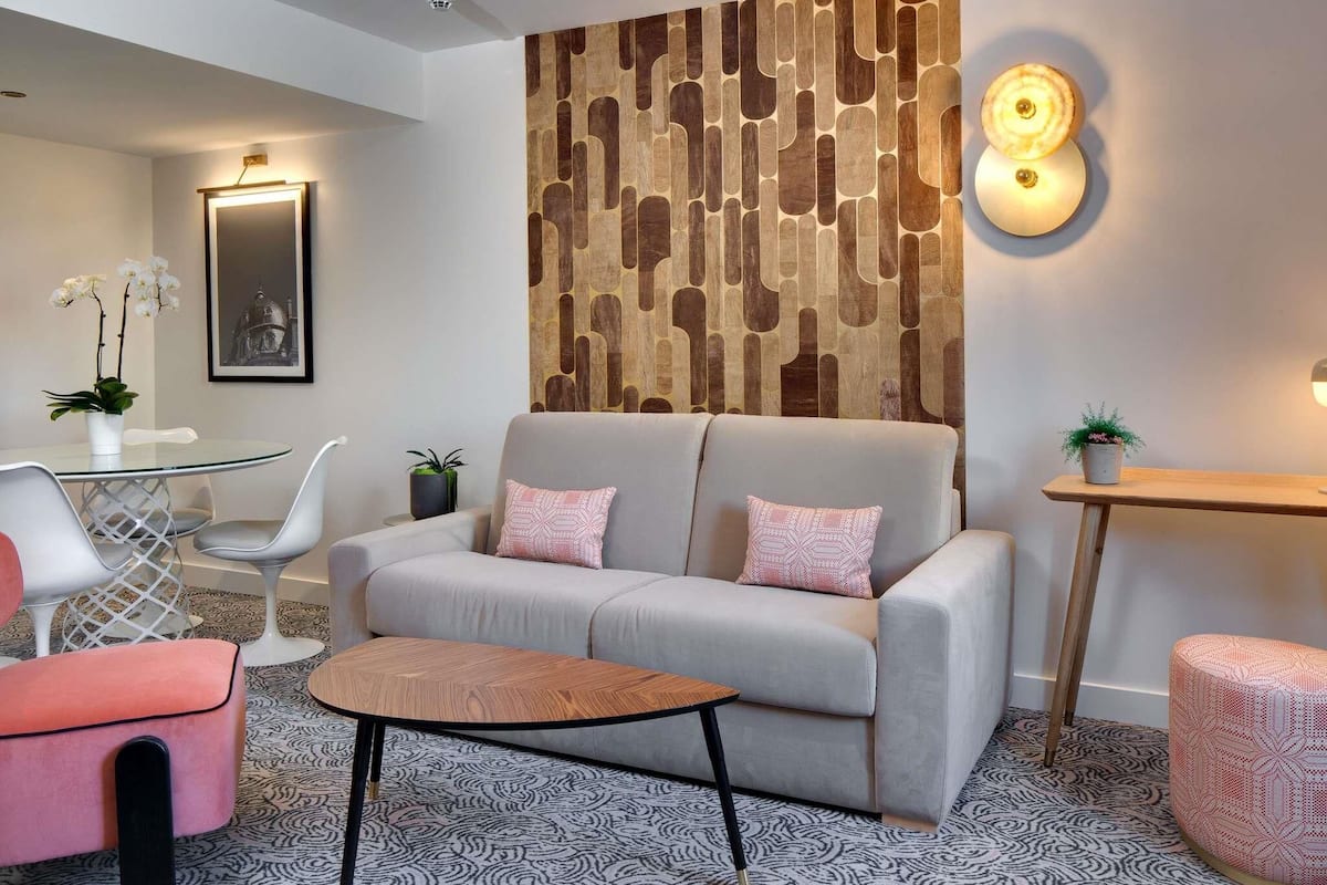 Suite Deluxe, 1 trÚs grand lit et 1 canapé-lit