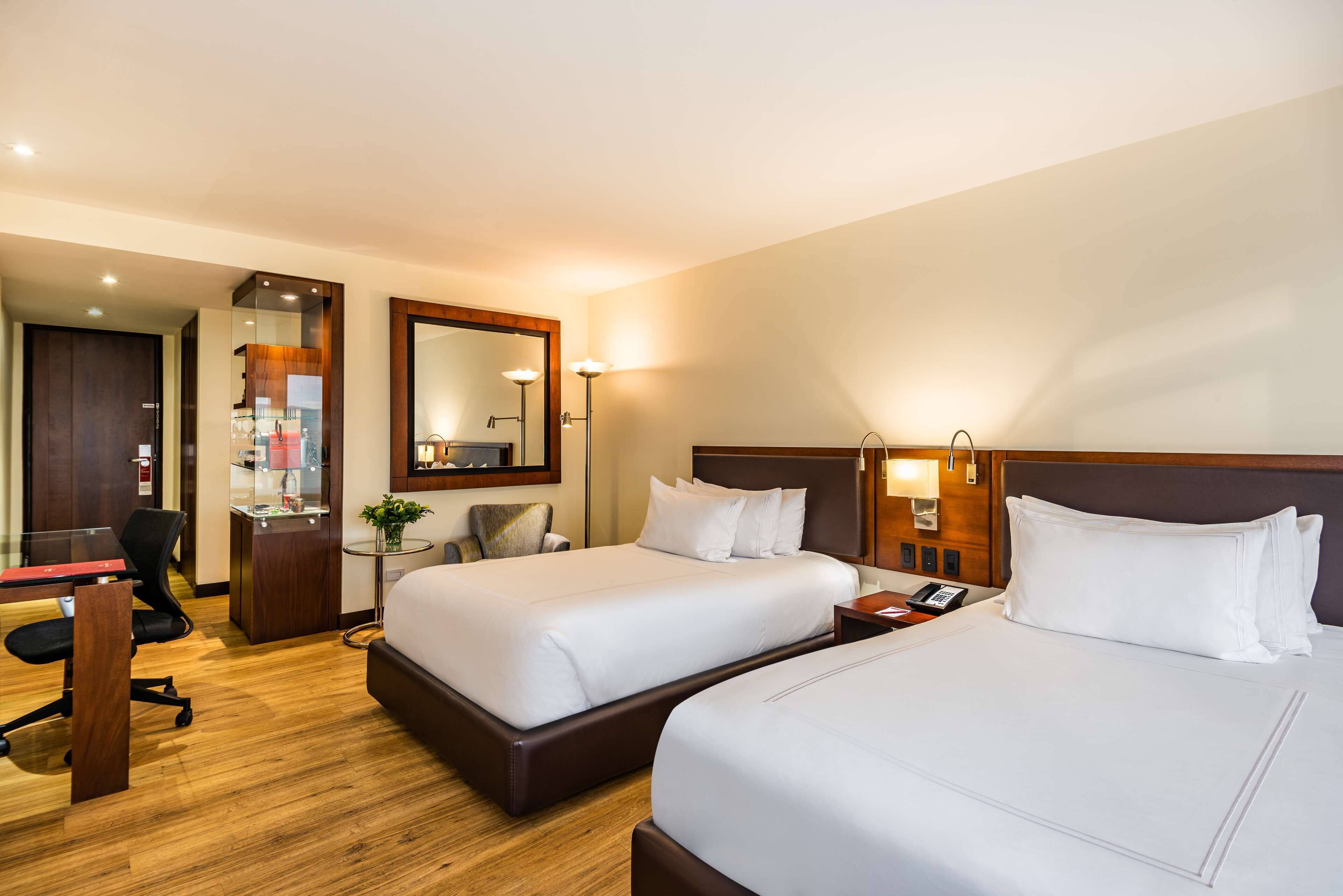 superior room | 1 bedroom, premium bedding, down duvets, in-room safe