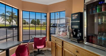 Econo Lodge Cornersville
