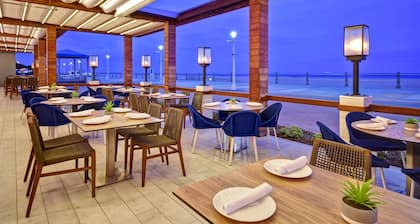 DoubleTree by Hilton Virginia Beach Oceanfront South