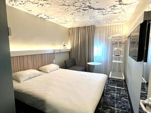 Hypo-allergenic bedding, desk, blackout drapes, soundproofing
