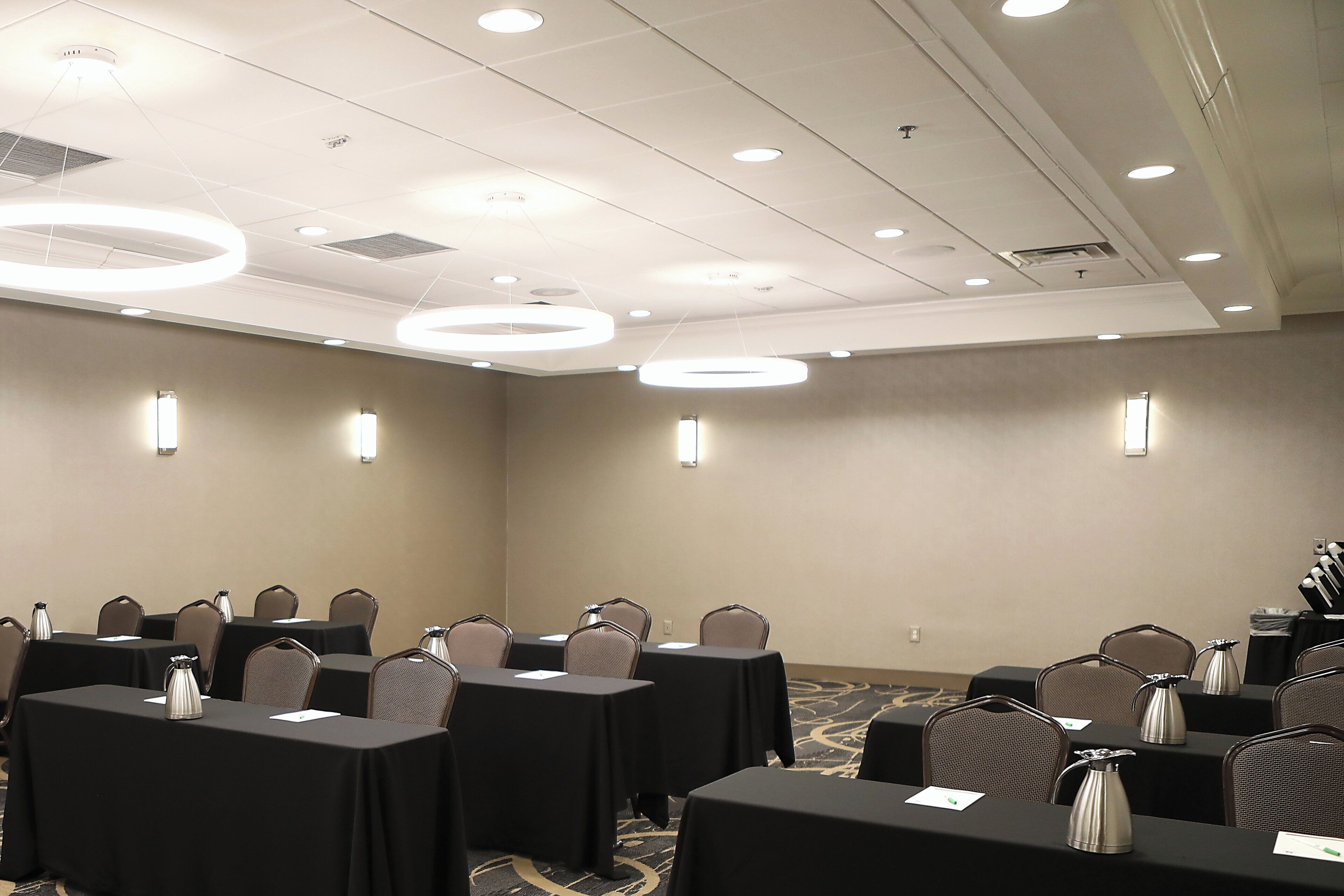 Photo - Holiday Inn Chicago O'Hare Area by IHG