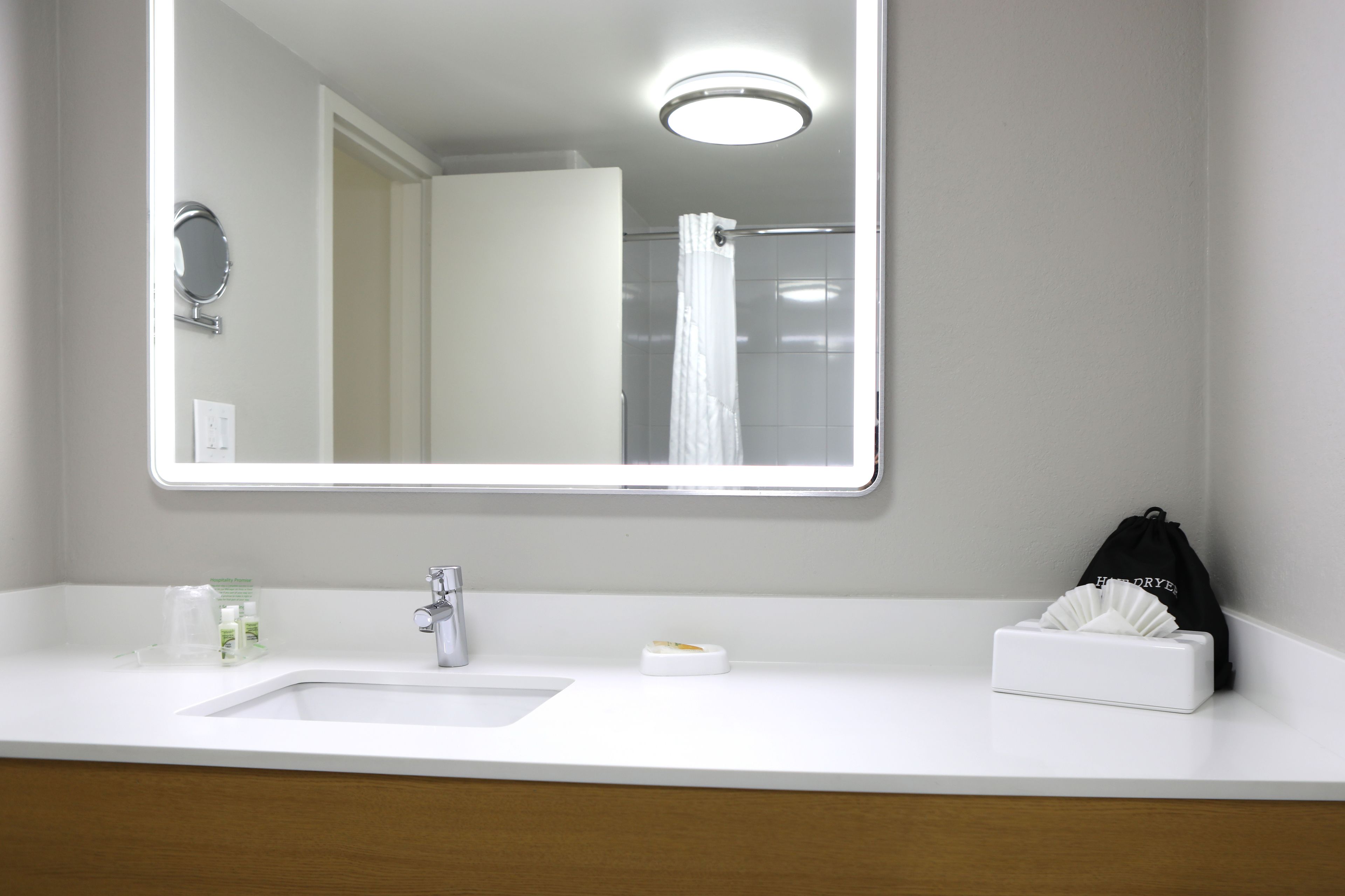 Photo - Holiday Inn Chicago O'Hare Area by IHG