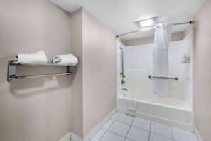 Room, 1 King Bed, Accessible, Non Smoking | Accessible bathroom - Days Inn by Wyndham Raleigh Midtown (Raleigh)