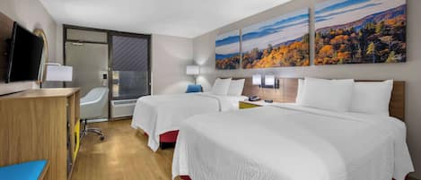 Desk, iron/ironing board, rollaway beds, free WiFi