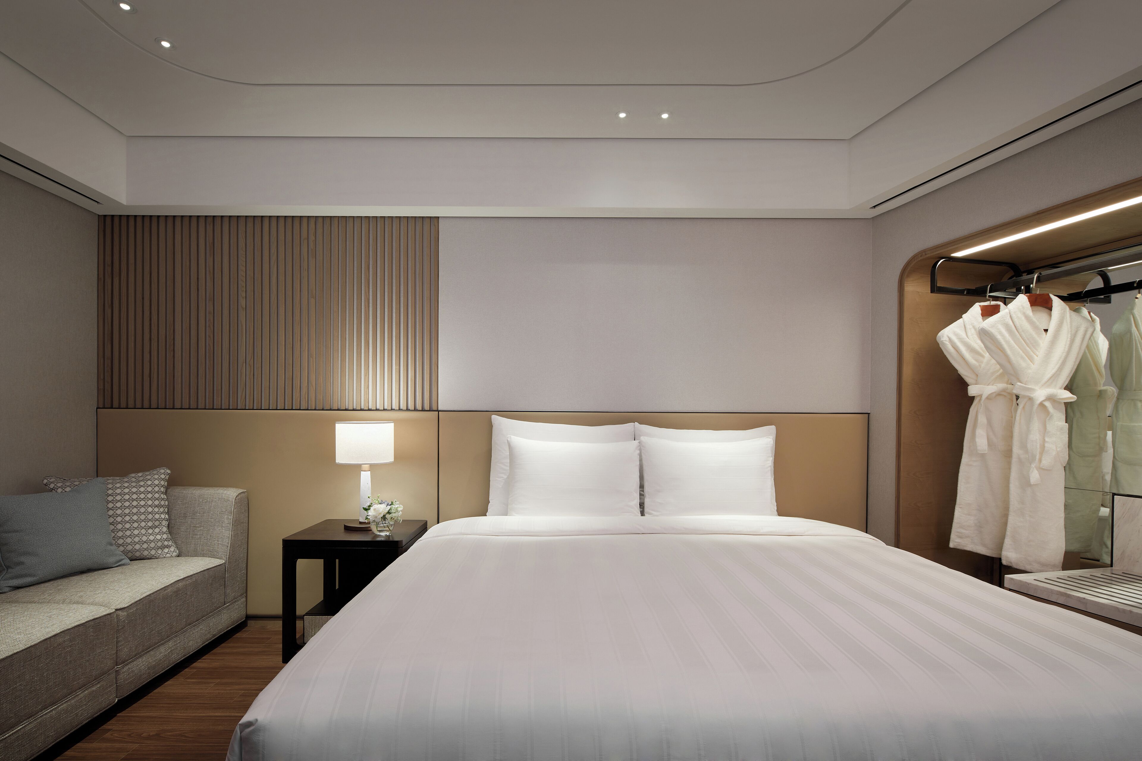 Junior Suite, 1 King Bed (Club) | Premium bedding, down comforters, in-room safe, desk