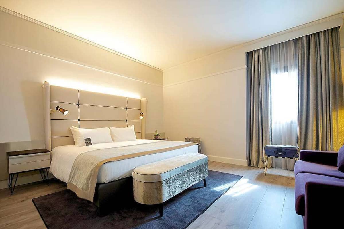 Ropa de cama de alta calidad y minibar