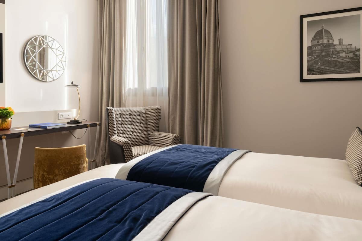 Camera Superior, 2 letti singoli | Biancheria da letto di alta qualità, minibar, cassaforte in camera