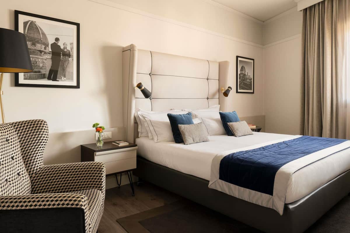 Superior Room, 1 Queen Bed