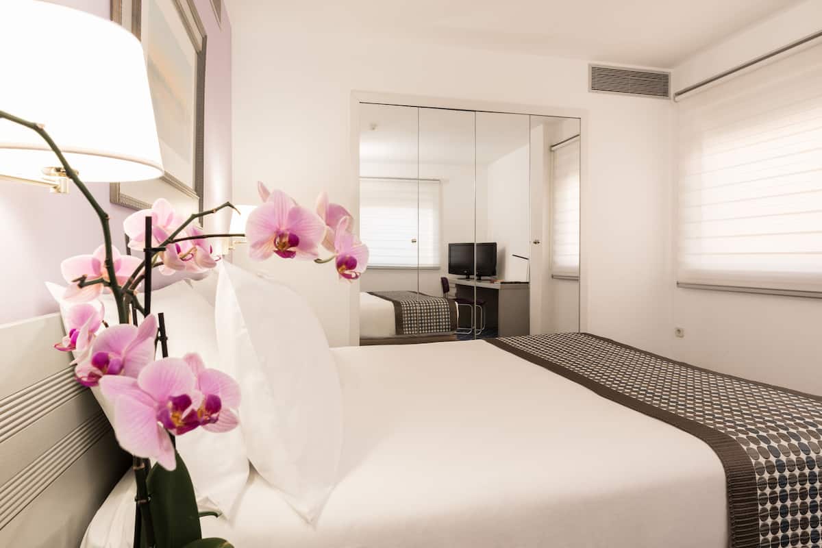 minibar, in-room safe, desk, iron/ironing board