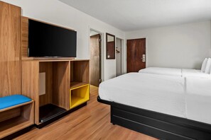 Caja de seguridad en la habitación y escritorio 