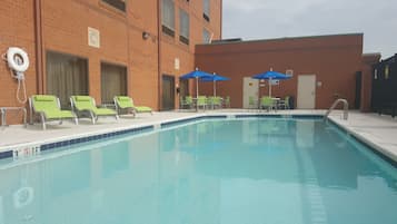 Seasonal outdoor pool