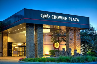 Crowne Plaza Suffern - Mahwah by IHG