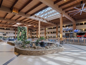 Interior - Crowne Plaza Suffern - Mahwah by IHG (Suffern)