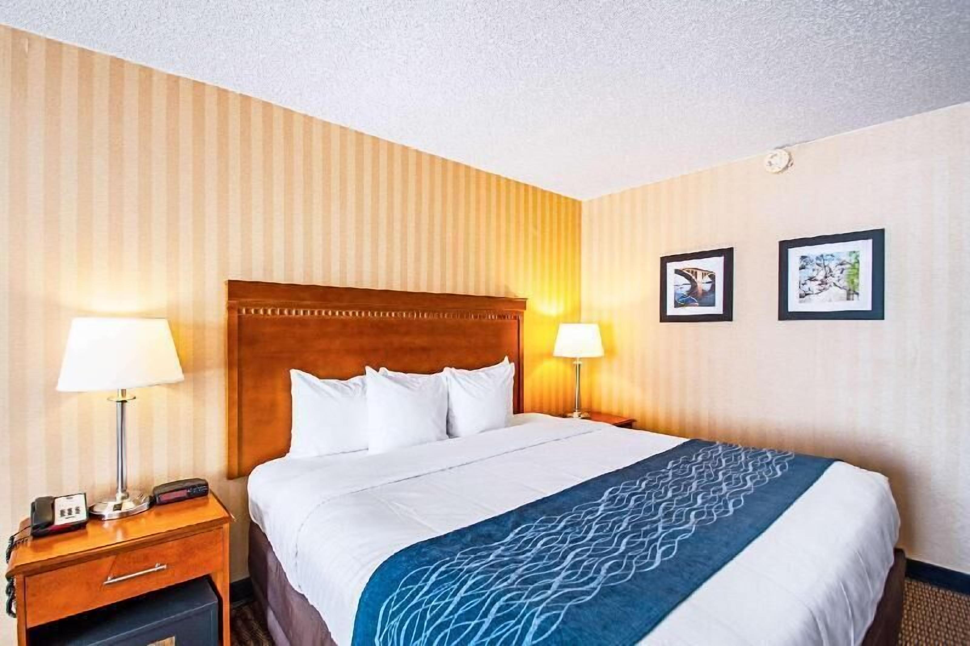 In-room safe, desk, laptop workspace, blackout curtains