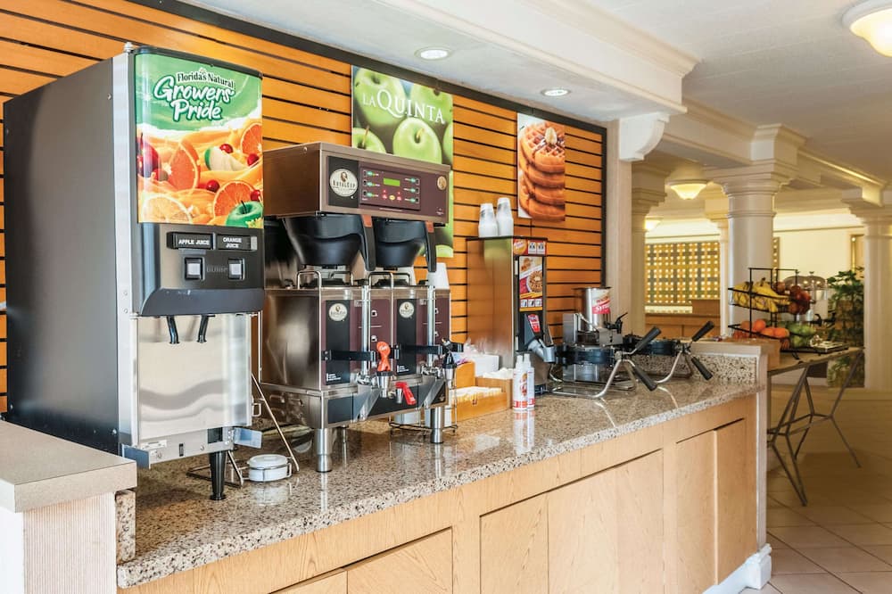 La Quinta Inn by Wyndham New Orleans West Bank / Gretna