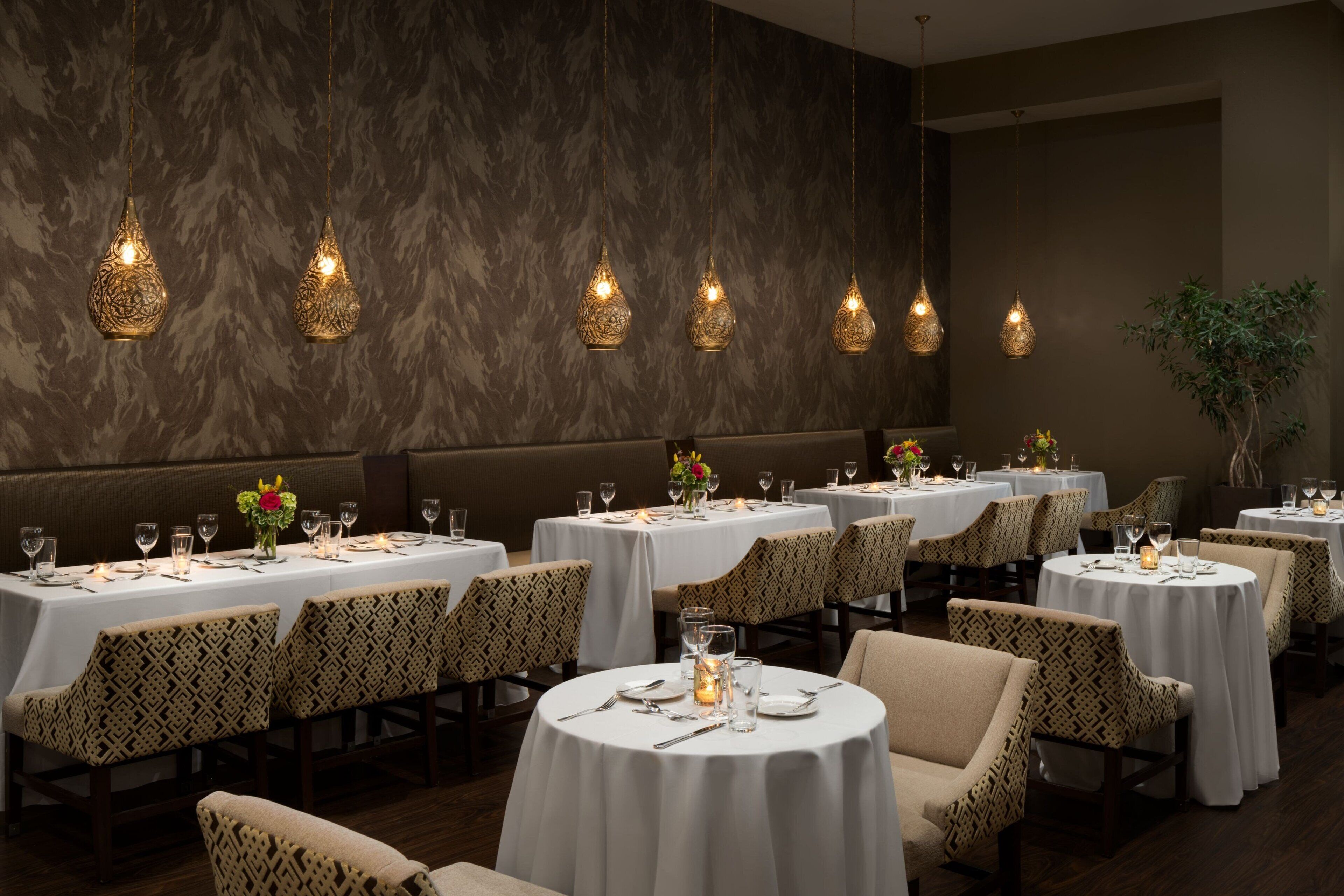 breakfast and lunch served