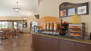 Free daily continental breakfast