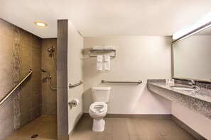 Gabungan pancuran/tab mandi, kelengkapan dandanan diri percuma 