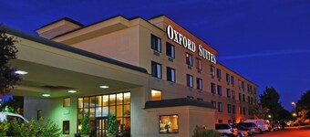 Oxford Suites Portland - Jantzen Beach