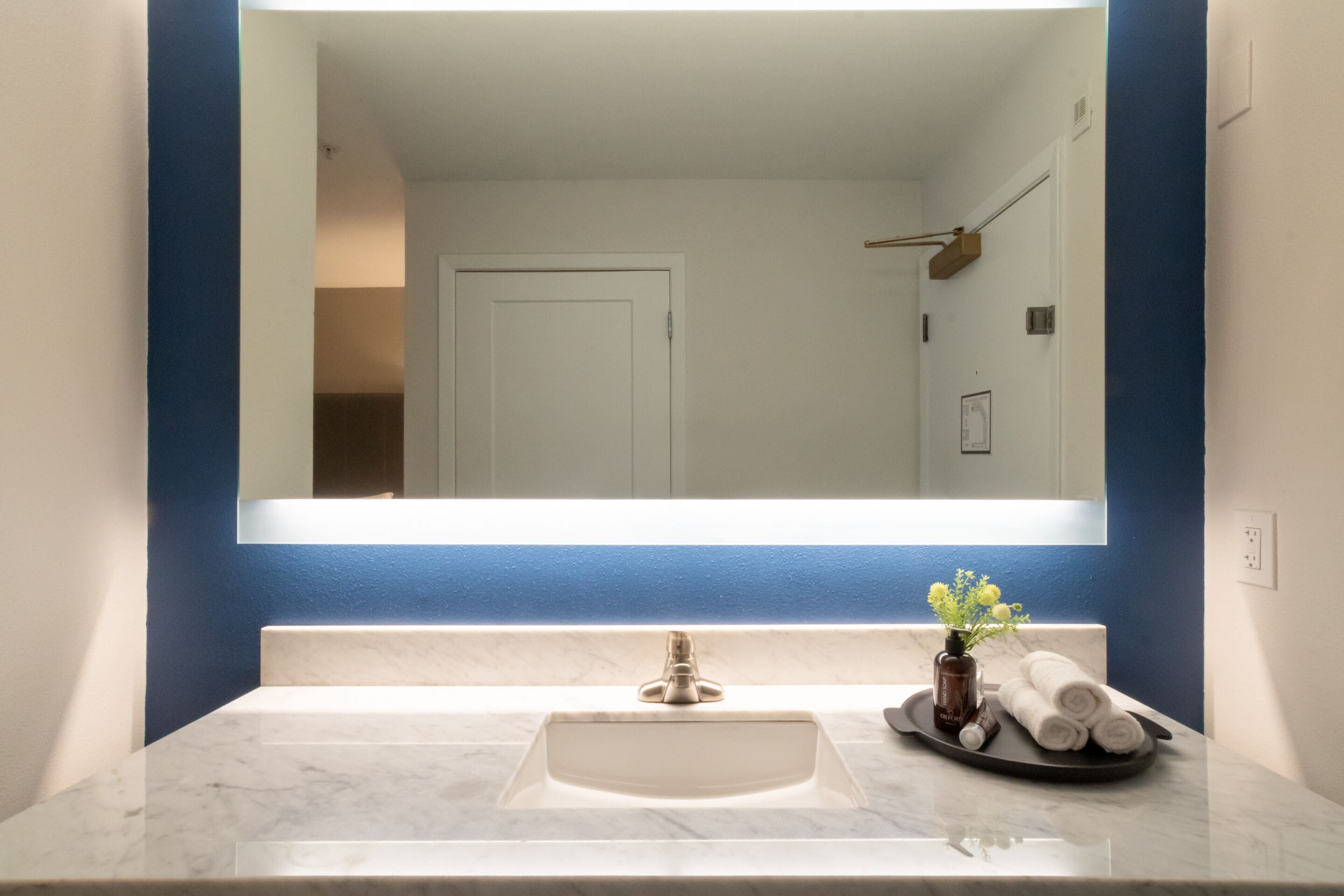 extended stay king suite sleeper sofa kitchenette | bathroom | combined shower/bathtub, eco-friendly toiletries, hair dryer, towels