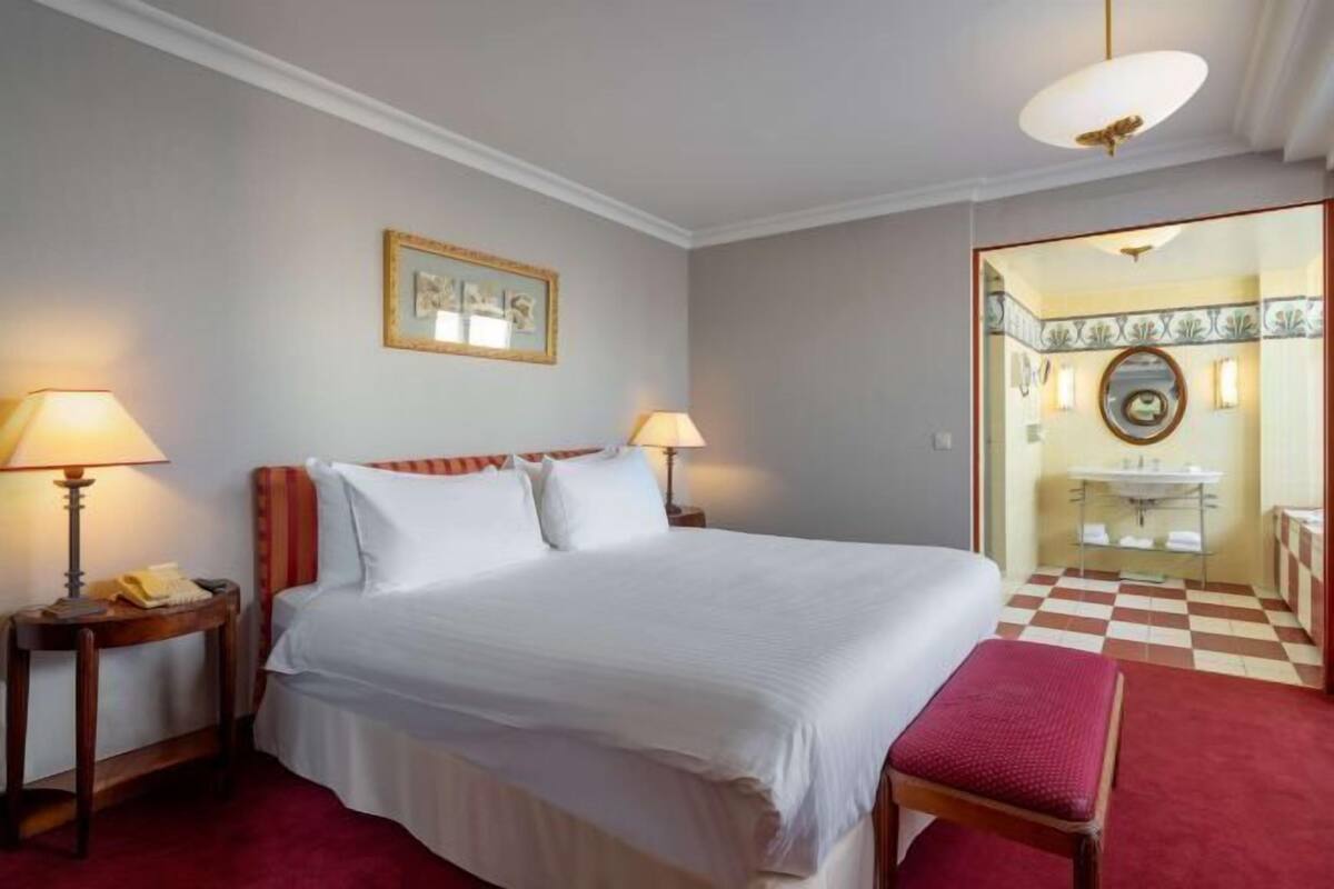 1 bedroom, minibar, in-room safe, desk