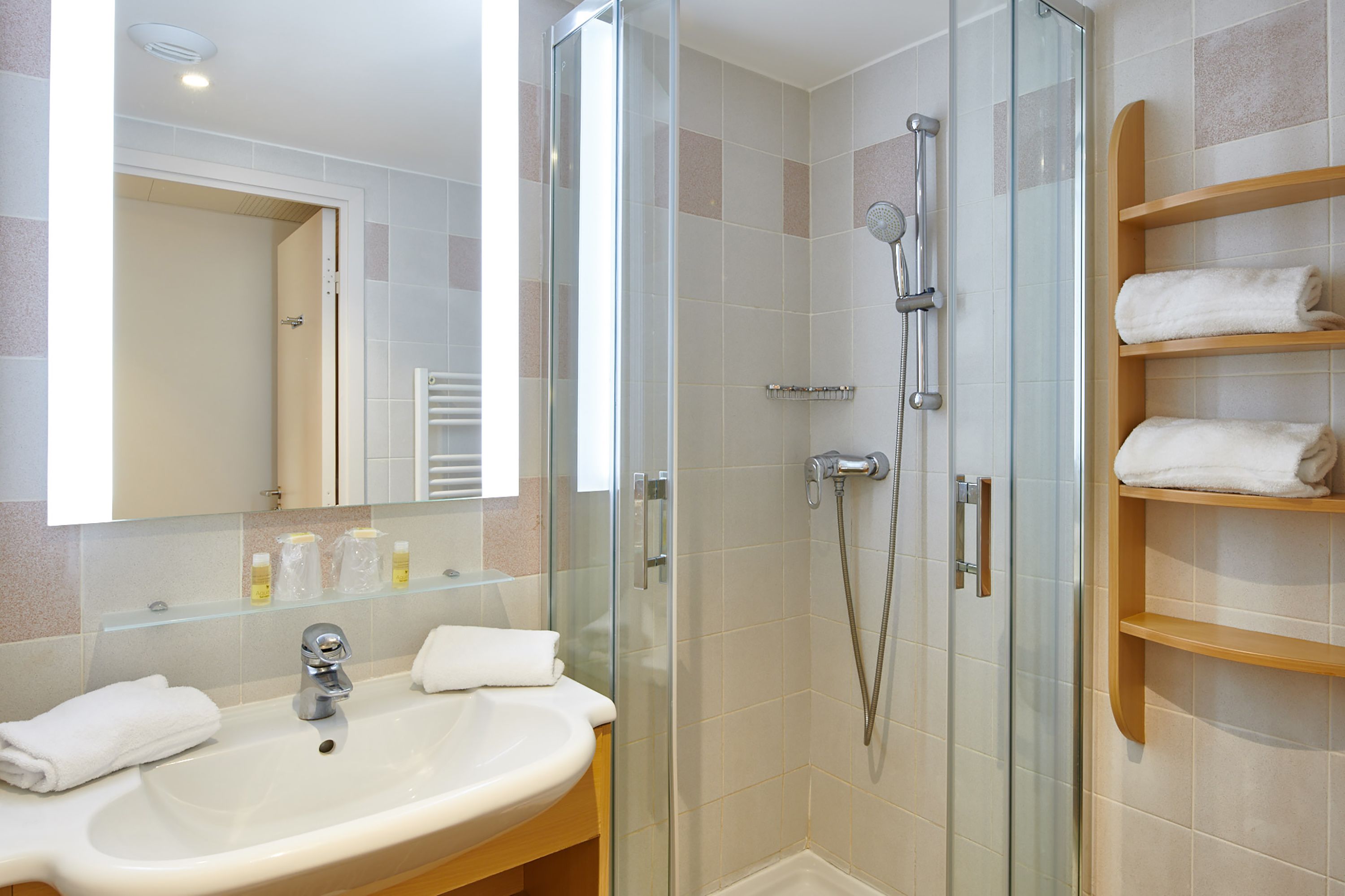 Foto - Hôtel Vacances Bleues Delcloy