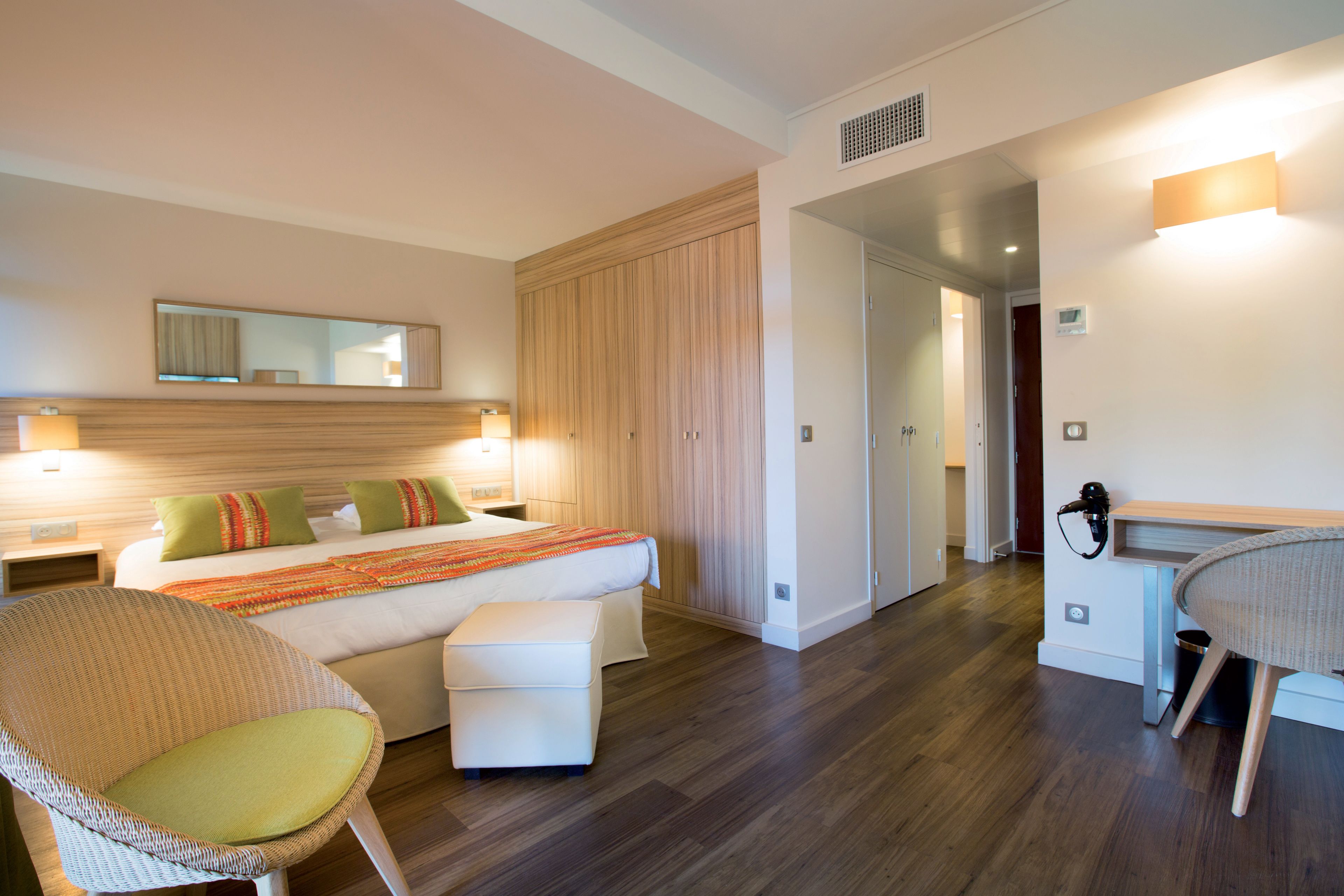 Foto - Hôtel Vacances Bleues Delcloy