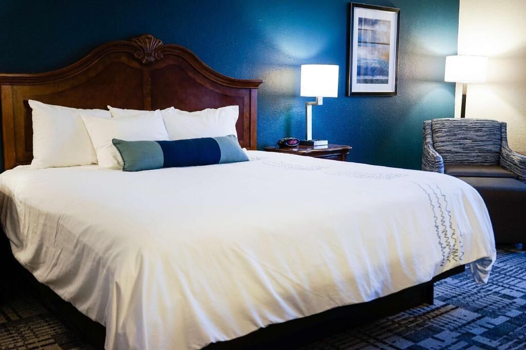 Premium bedding, pillowtop beds, desk, laptop workspace