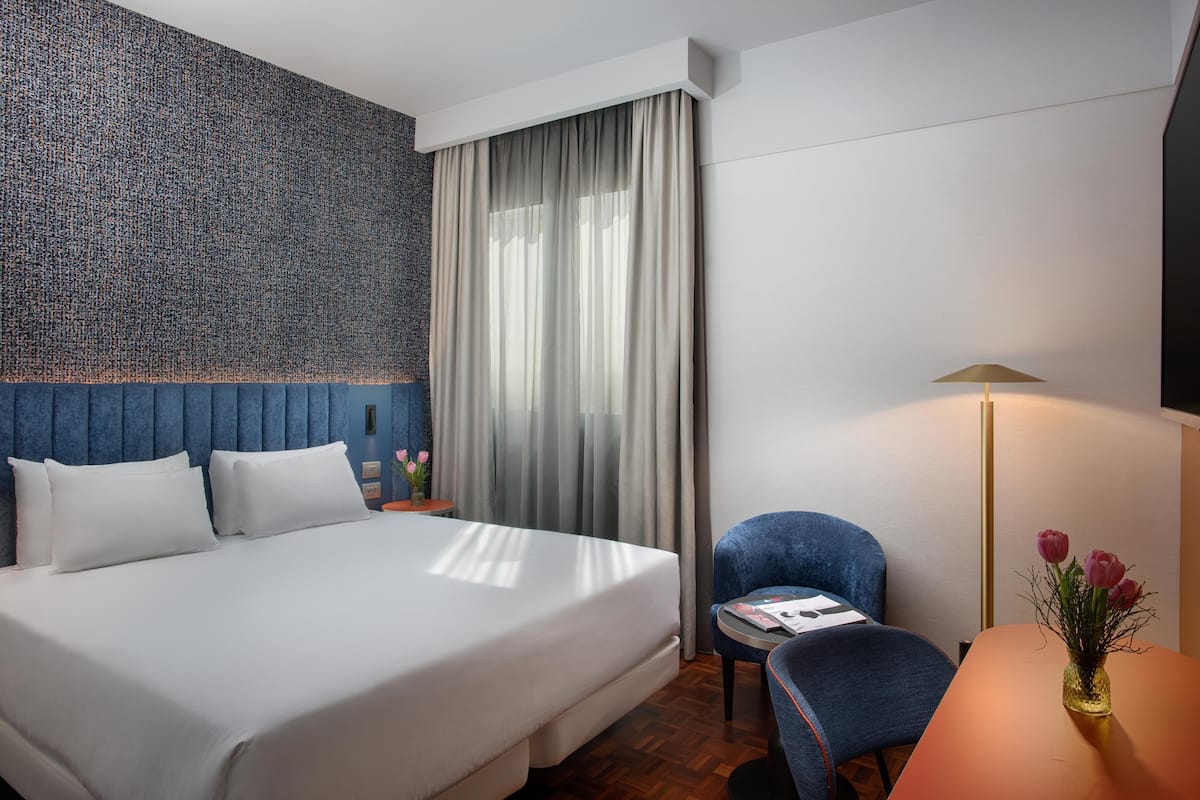 Chambre Standard | Minibar, coffres-forts dans les chambres, bureau, chambres insonorisées