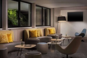 Lobby - NH Firenze (Florence)