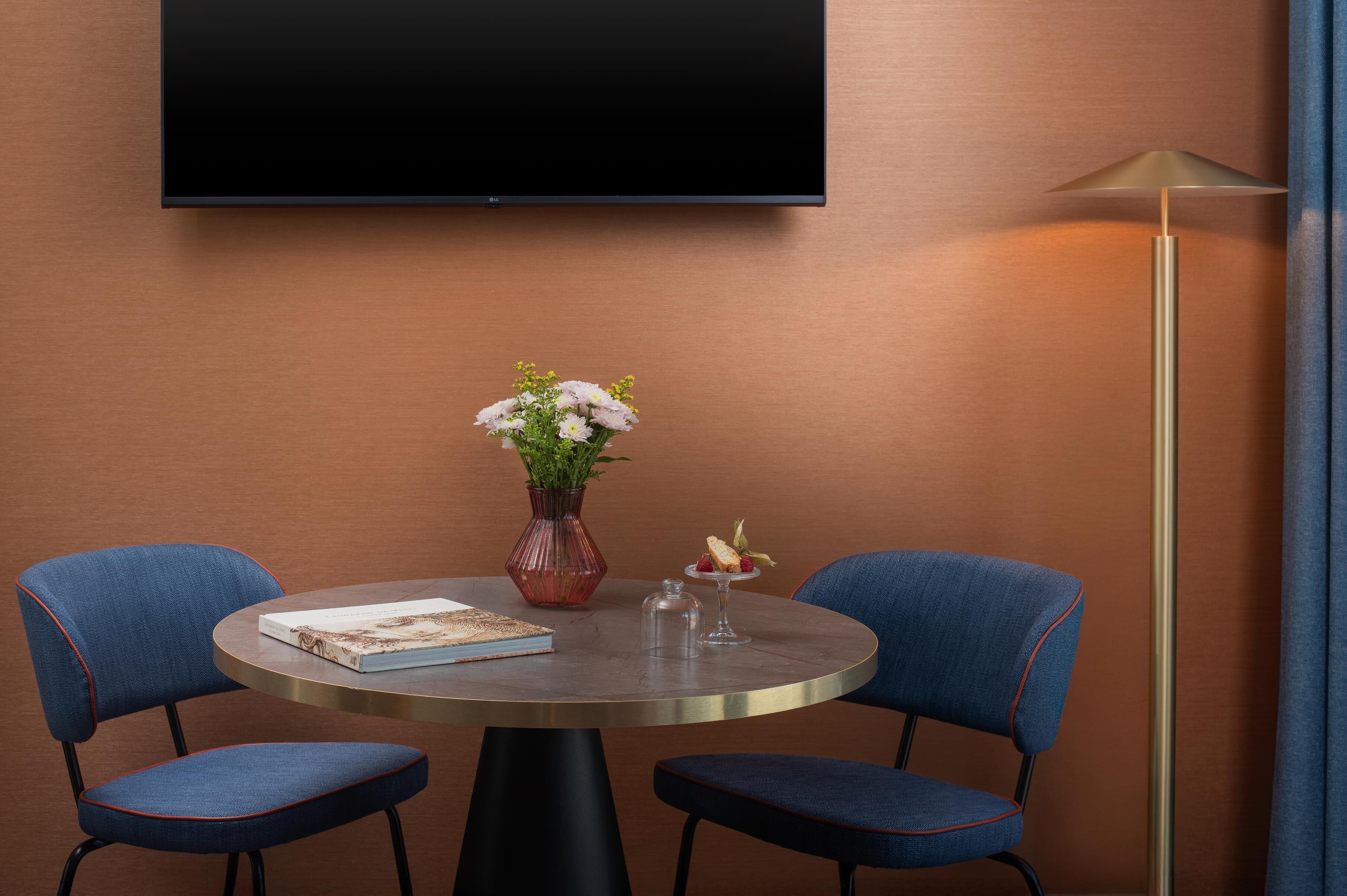 Minibar, in-room safe, desk, soundproofing