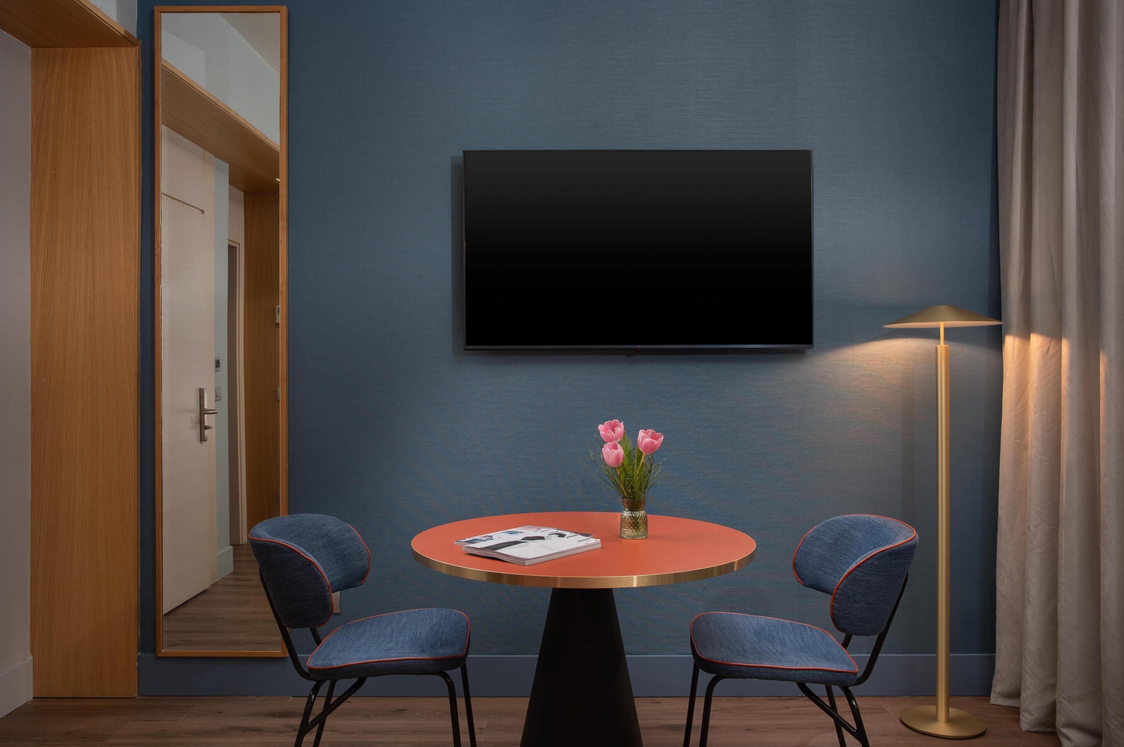 minibar, in-room safe, desk, soundproofing