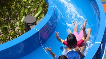 Children’s play area – outdoor