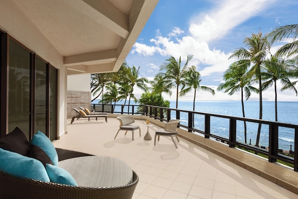 Tanjung Sea View, Suite Deluxe, 1 très grand lit | Terrasse/Patio