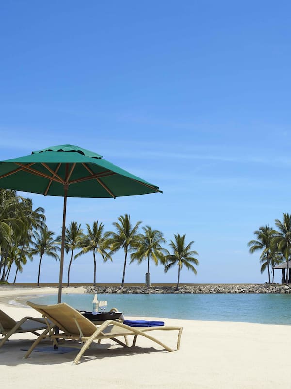 Private beach, sun loungers, beach umbrellas, beach towels