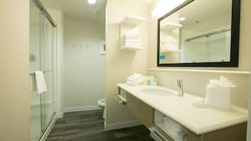 Combined shower/tub, eco-friendly toiletries, hair dryer, towels