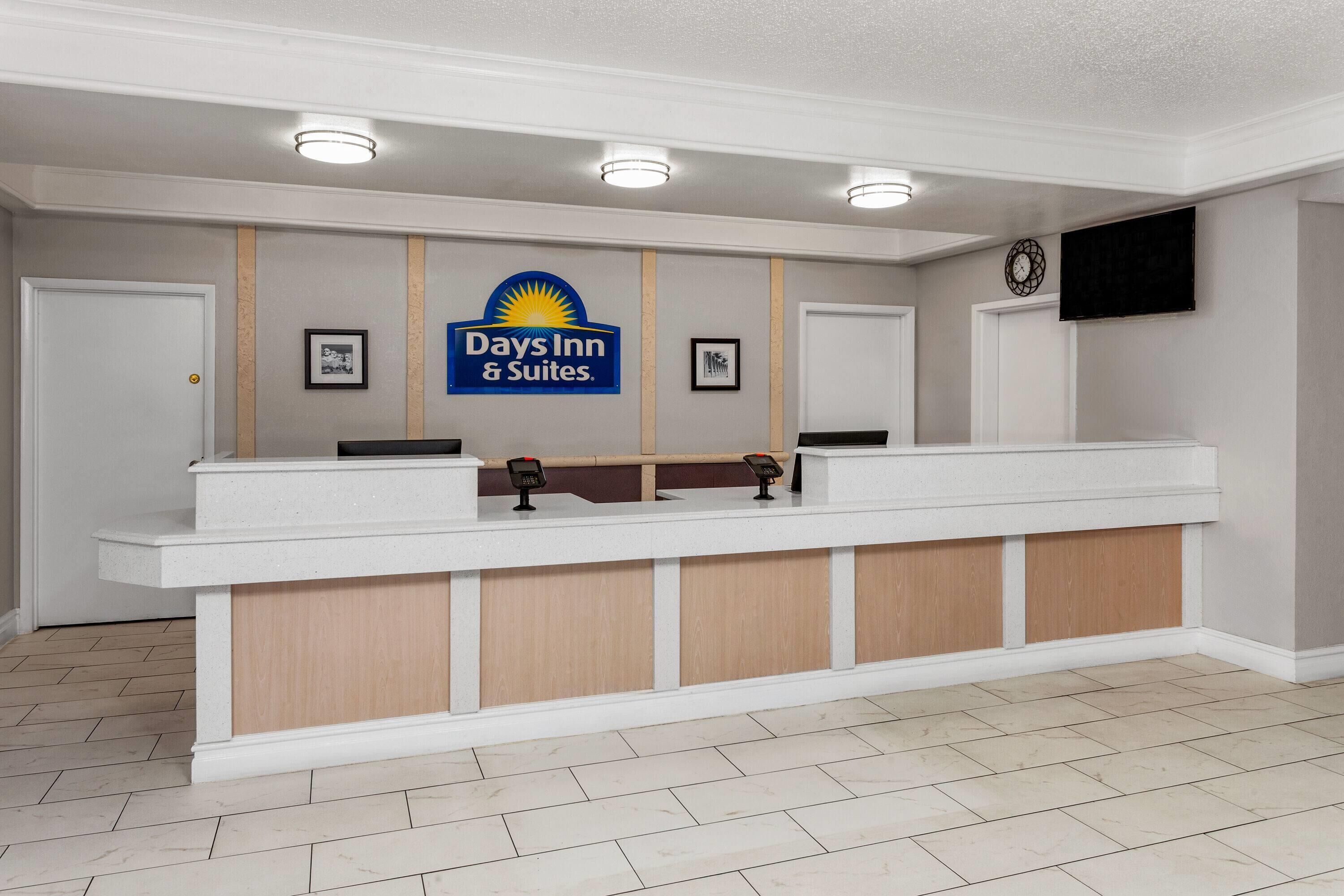 Foto - Days Inn & Suites by Wyndham Arlington Heights